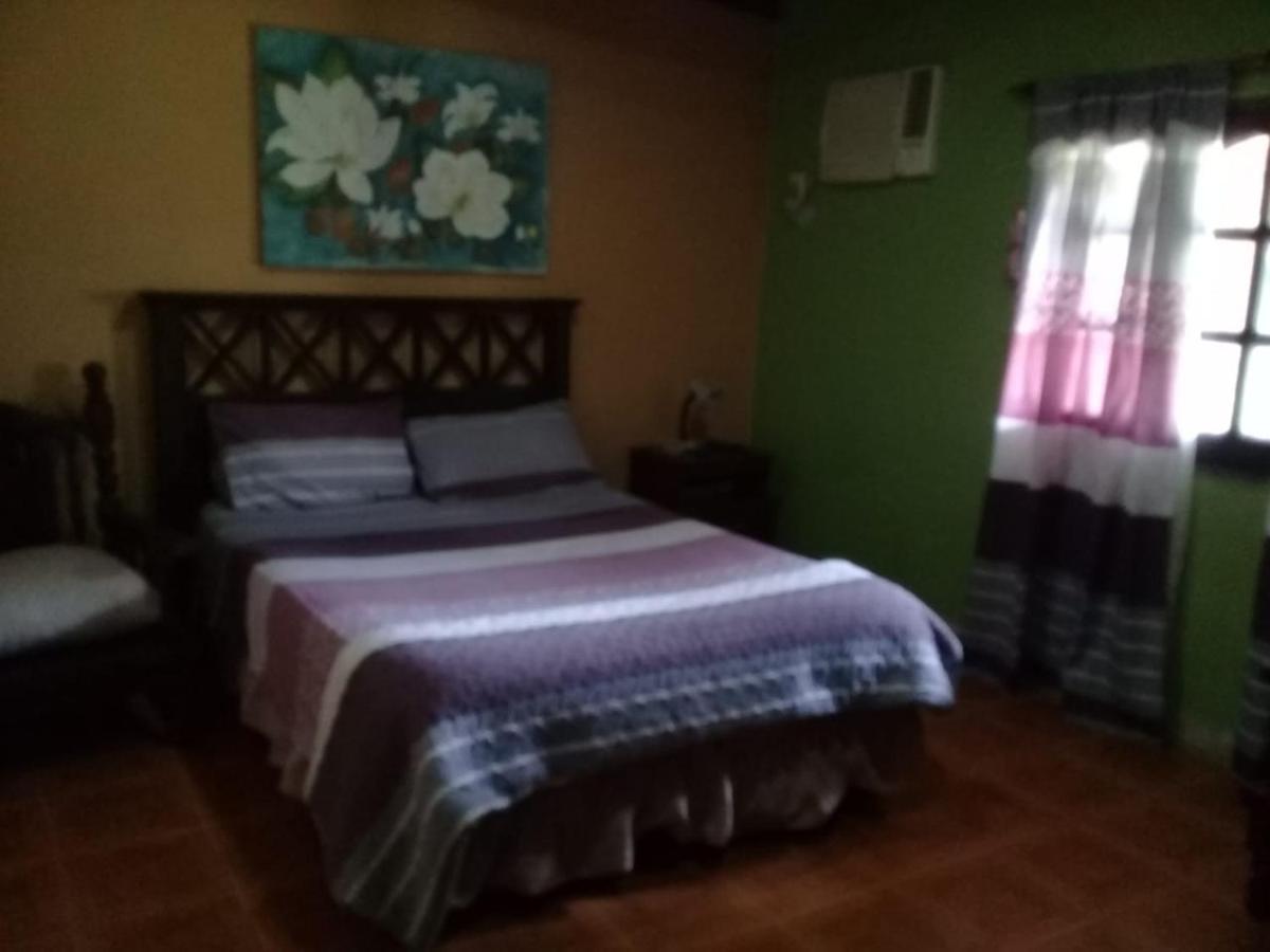 Oga Rory Bed & Breakfast Кориентес Екстериор снимка
